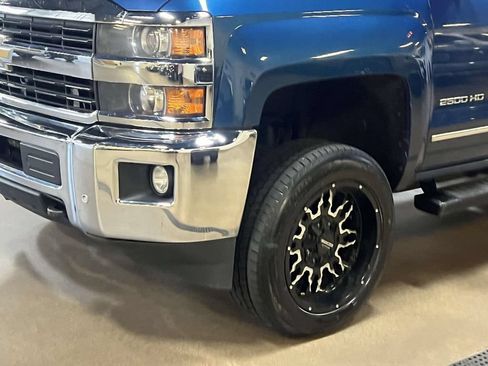 Used 2015 Chevrolet Silverado 2500 LTZ w/ LTZ Plus Package AWD/4WD image 8