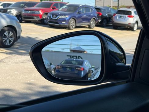 Used 2018 Honda Accord Sport image 40