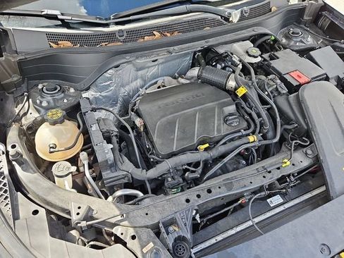 Used 2024 Chevrolet Trax LS image 33