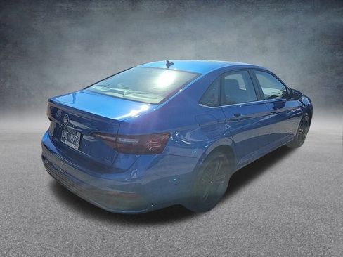 Used 2023 Volkswagen Jetta SE w/ Panoramic Sunroof Package image 36