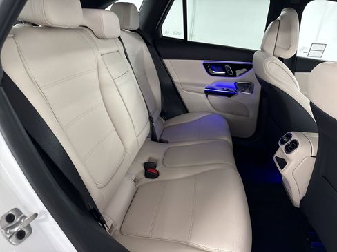 Certified 2023 Mercedes-Benz GLC 300 image 30