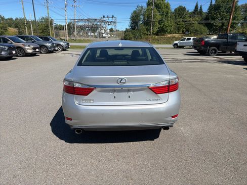Used 2013 Lexus ES 350 w/ Luxury Pkg FWD image 3
