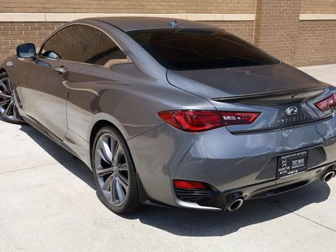 Used 2022 INFINITI Q60 Red Sport 400 w/ Carbon Fiber Package image 8