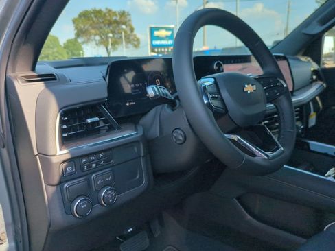 New 2026 Chevrolet Tahoe Premier image 9