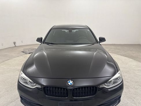 Used 2018 BMW 330i Sedan RWD image 9