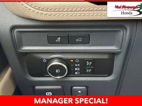 Used 2023 Ford Expedition Max Limited RWD image 29