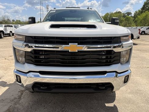 New 2026 Chevrolet Silverado 3500 LT w/ Convenience Package image 10