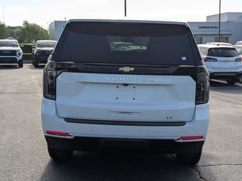 New 2026 Chevrolet Suburban LT w/ Comfort Package AWD/4WD image 8