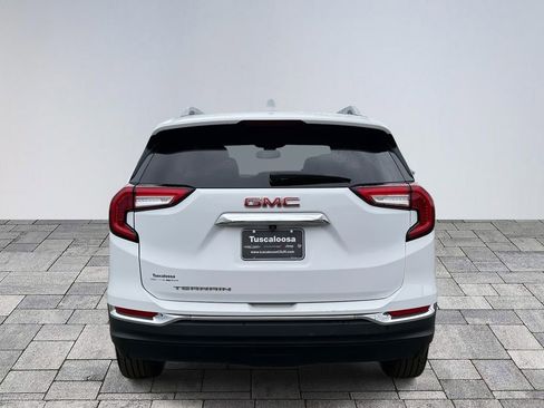 Used 2024 GMC Terrain SLT image 6