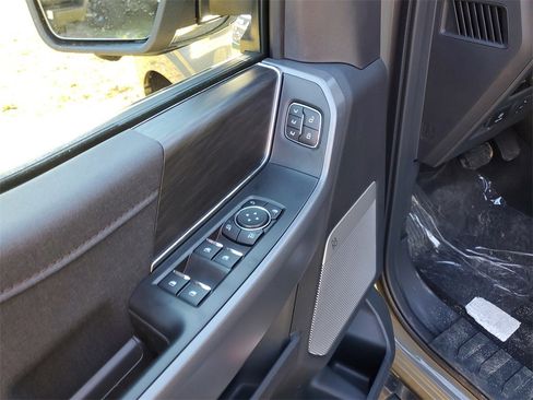 New 2025 Ford F150 Lariat w/ Equipment Group 501A Mid image 6