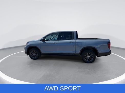 Used 2024 Honda Ridgeline Sport image 7