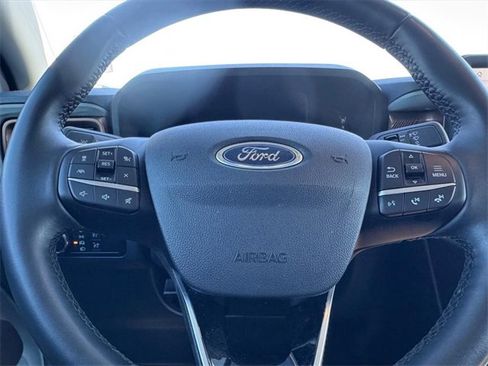 Used 2024 Ford Maverick Lariat image 16