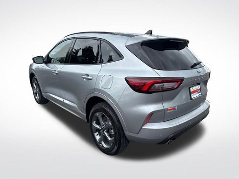 Used 2023 Ford Escape ST-Line w/ Tech Pack #1 AWD/4WD image 3