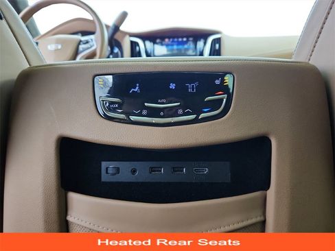 Used 2017 Cadillac Escalade ESV Platinum image 45