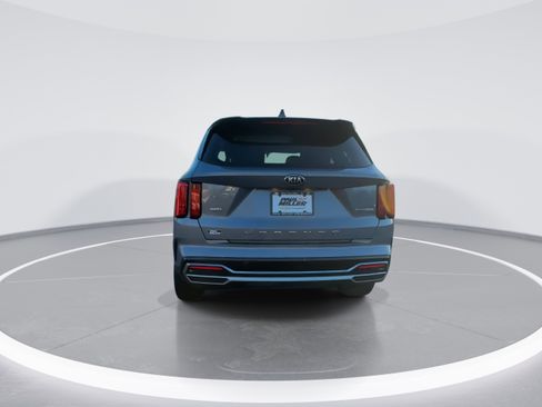 Used 2021 Kia Sorento SX image 7