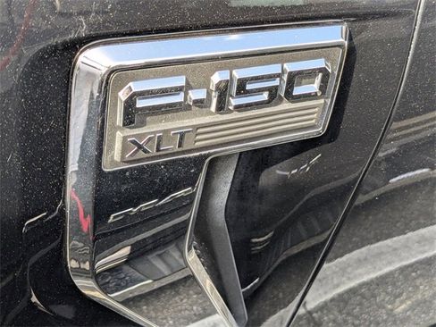 Used 2019 Ford F250 XLT w/ XLT Premium Package image 8