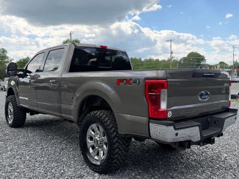 Used 2019 Ford F250 Lariat w/ Lariat Ultimate Package AWD/4WD image 5