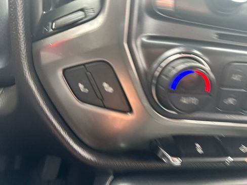 Used 2018 Chevrolet Silverado 1500 LT w/ All Star Edition image 20