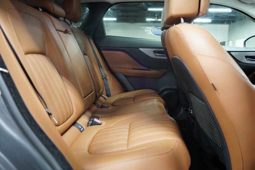 Used 2019 Jaguar F-PACE Portfolio AWD/4WD image 26
