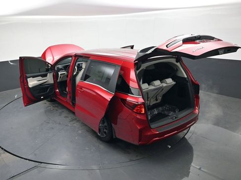 Used 2026 Honda Odyssey Touring image 50