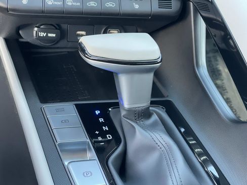 Certified 2023 Hyundai Elantra Limited image 16