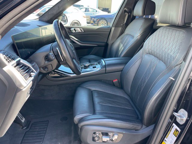 Used 2024 BMW X7 xDrive40i w/ Executive Package AWD/4WD image 6