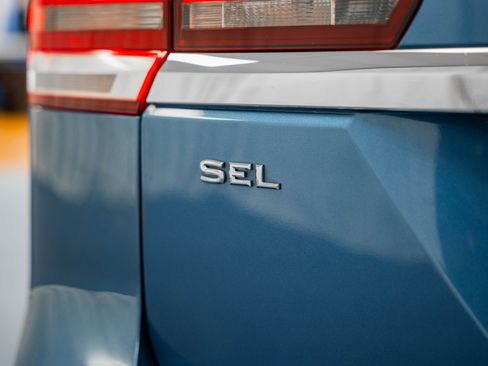 Used 2019 Volkswagen Atlas SEL Premium image 10