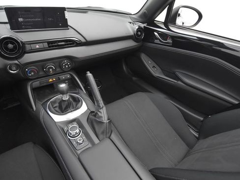 New 2026 MAZDA MX-5 Miata Club w/ Weather Package RWD image 29