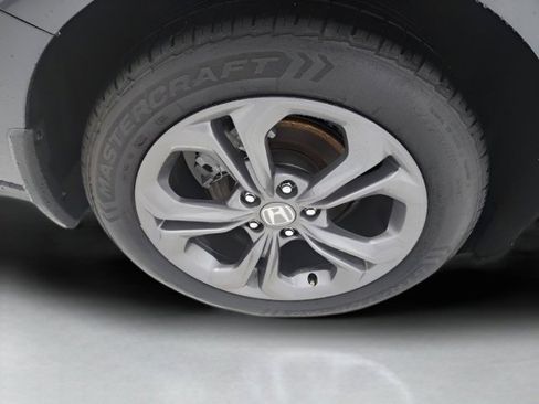 Used 2024 Honda Accord EX image 13