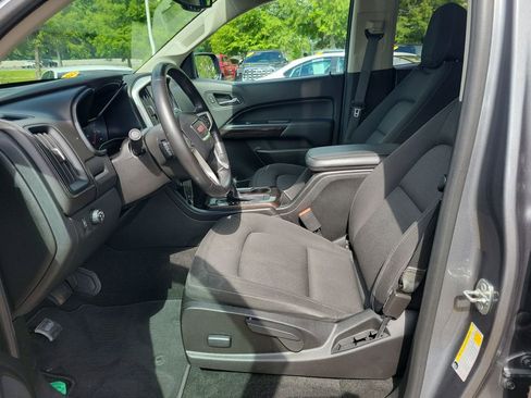 Used 2018 GMC Canyon SLE w/ Trailering Package RWD image 16