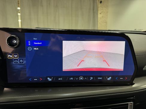 New 2026 Chevrolet Traverse LT w/ LPO, Floor Liner Package image 30