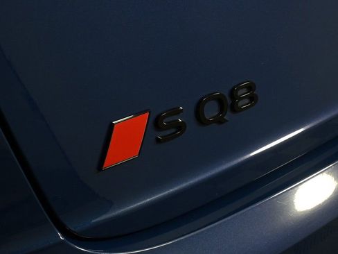 Used 2024 Audi SQ8 Prestige w/ Prestige Package image 26