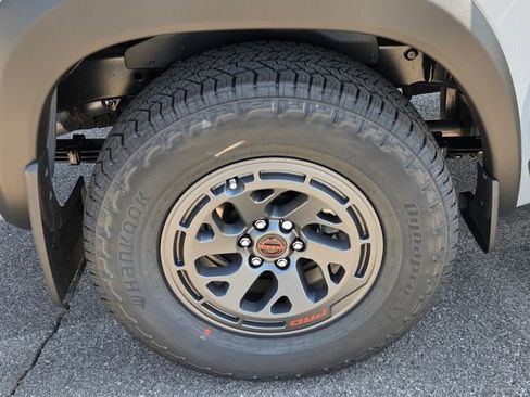 New 2026 Nissan Frontier Pro-X RWD image 15