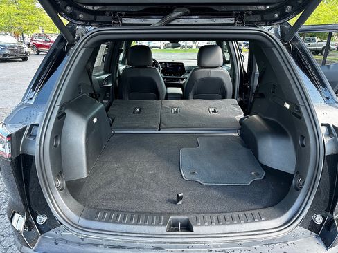Used 2025 Chevrolet Equinox LT w/ Convenience Package II AWD/4WD image 12