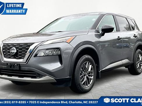 Used 2023 Nissan Rogue S image 3