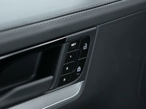 New 2026 Porsche Cayenne S image 19