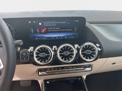 Used 2026 Mercedes-Benz GLA 250 image 21