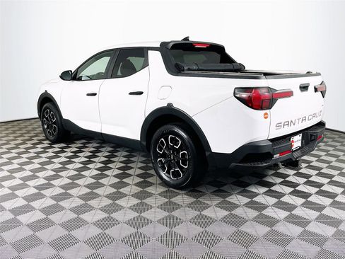 Used 2022 Hyundai Santa Cruz SEL image 6