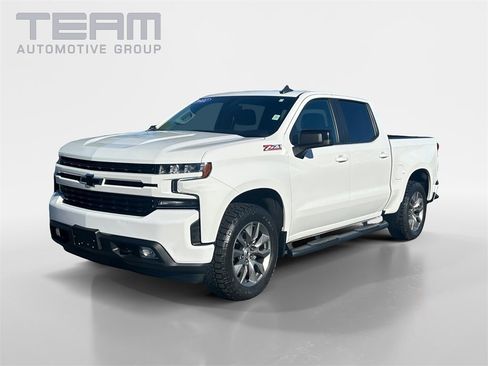 Used 2021 Chevrolet Silverado 1500 RST image 3