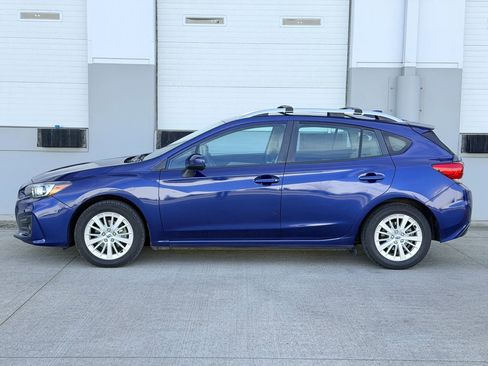 Used 2018 Subaru Impreza 2.0i Premium w/ Eyesight & BSD & Rcta image 2