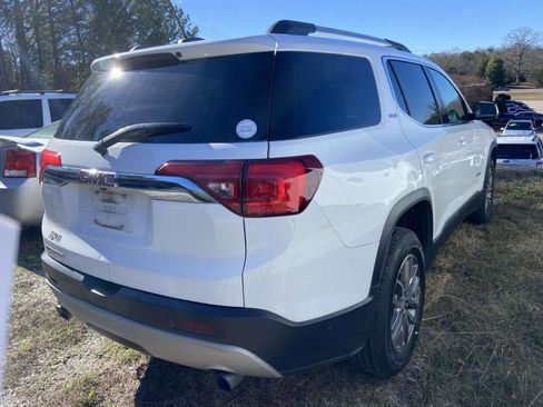Used 2019 GMC Acadia SLE image 4