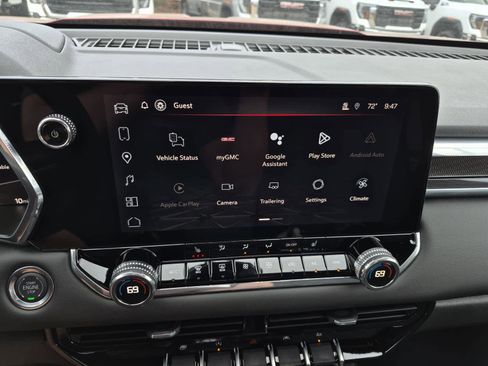 New 2026 GMC Canyon Elevation w/ Convenience Package image 14