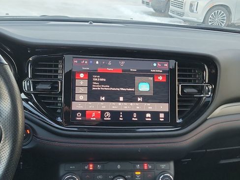 Used 2024 Dodge Durango GT image 16