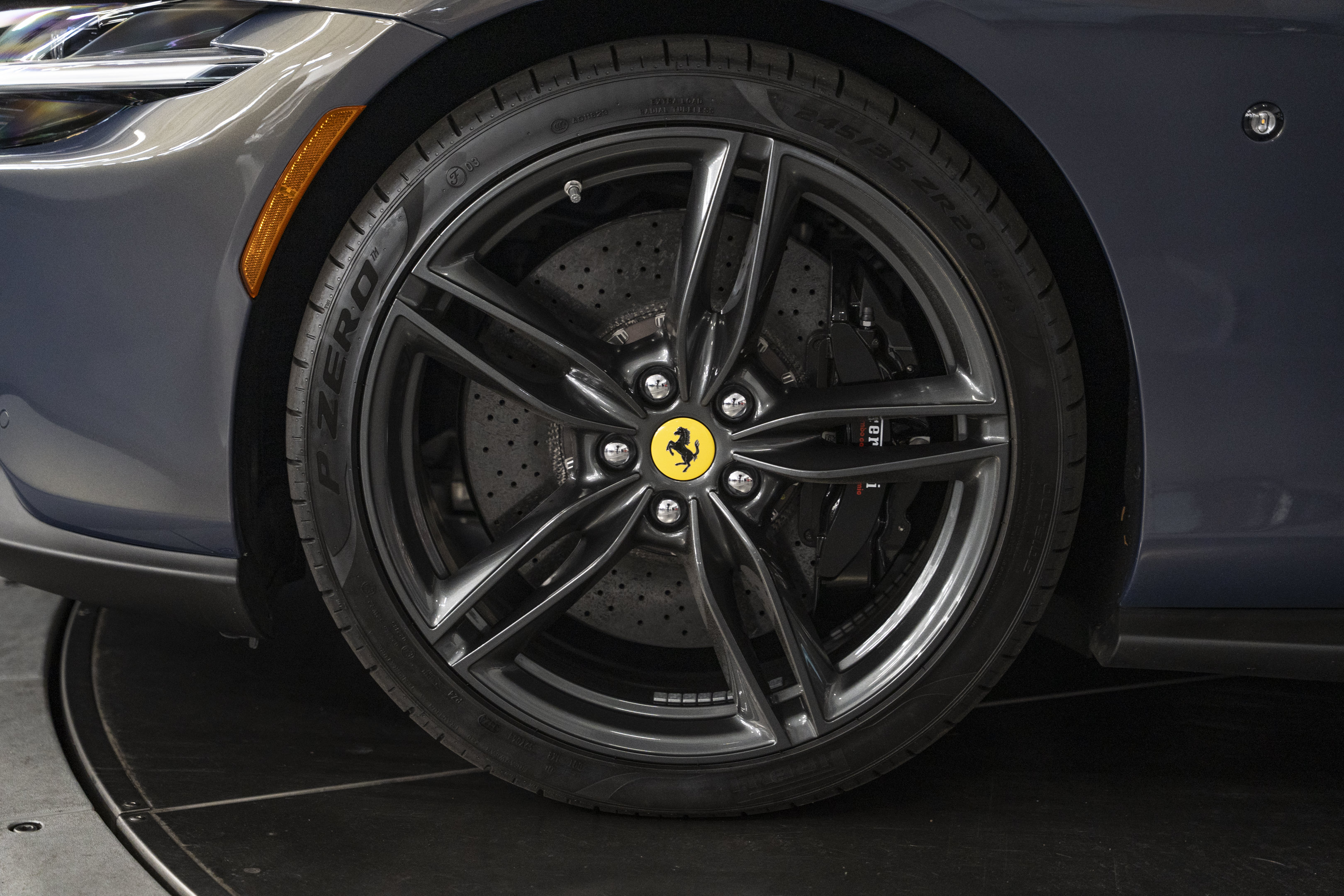 Used 2025 Ferrari Roma Spider RWD image 15