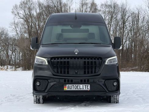 Used 2023 Mercedes-Benz Sprinter 3500 w/ Parking Package image 25