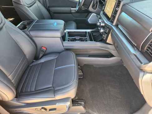 New 2026 Ford F250 Platinum image 10