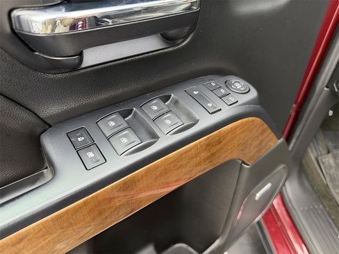 Used 2014 Chevrolet Silverado 1500 LTZ image 17