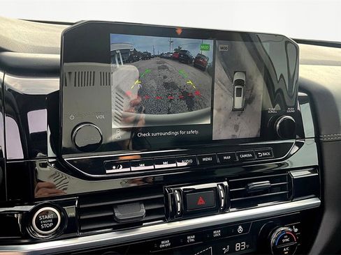 Used 2024 Nissan Pathfinder Platinum w/ Cargo Package image 21