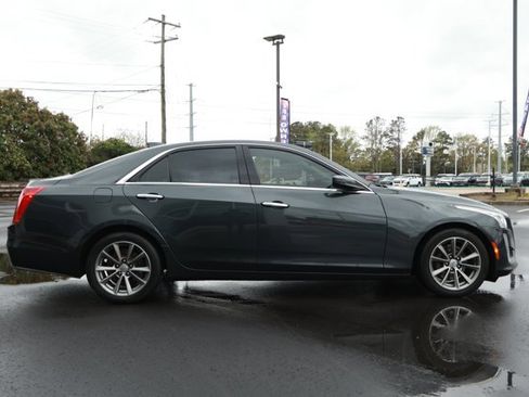 Used 2018 Cadillac CTS Luxury image 4