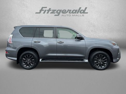 Used 2020 Lexus GX 460 Premium w/ Premium Package image 4